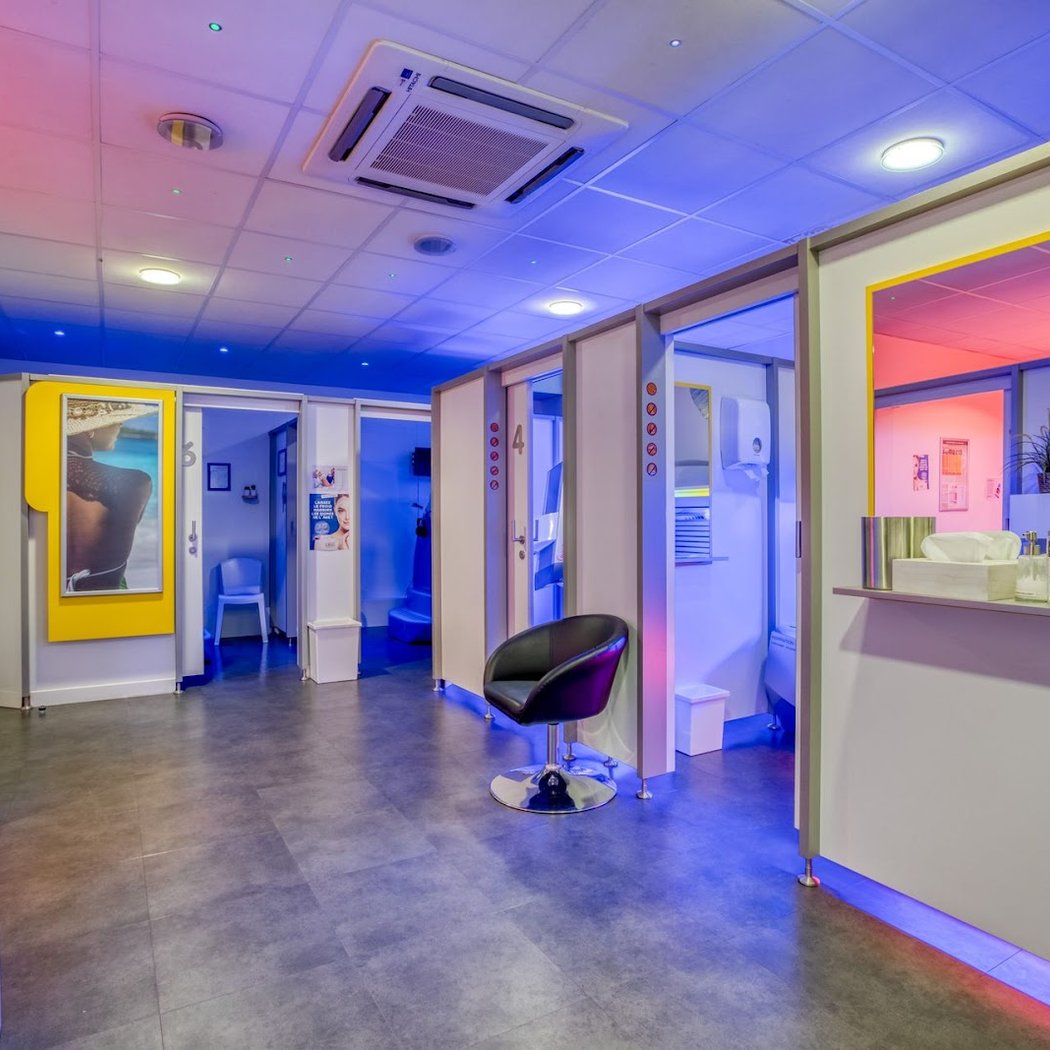Point Soleil St Cloud - Centre de Bronzage UV, Amincissement, Sport & Bien-Être 1
